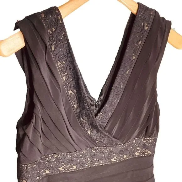Adrianna Papell Tiered Lace Sheath Dress Black Nude Formal CocktailSize 10
